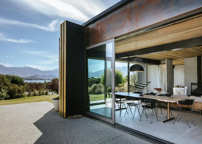Te Pakeke - Couple's Retreat - Close To Villa *